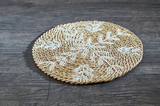 Embroidered Halfa Placemats B. مفرش اطباق حلفا مطرز