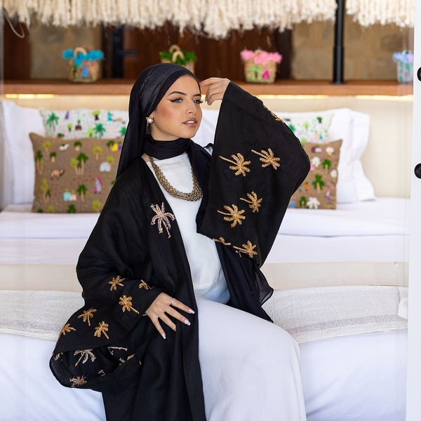 Embroidered linen Jalabiya JL009. قفطان كتان مطرز