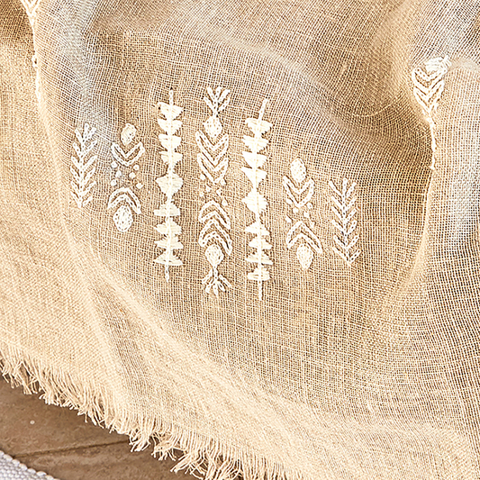 Geometric White Embroidered Linen Shawl L482 شال كتان مطرز ابيض هندسي