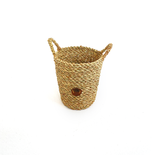 Halfa basket office cup. سلة حلفا كأس مكتب