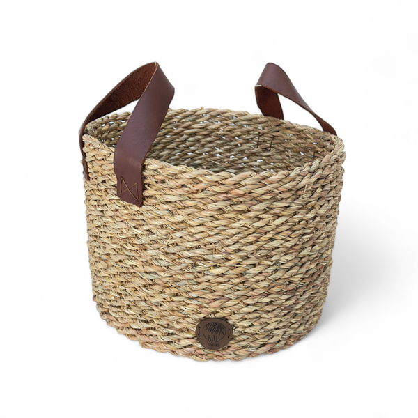 Halfa Basket with with Leather Handle سلة حلفا مع بيد جلد