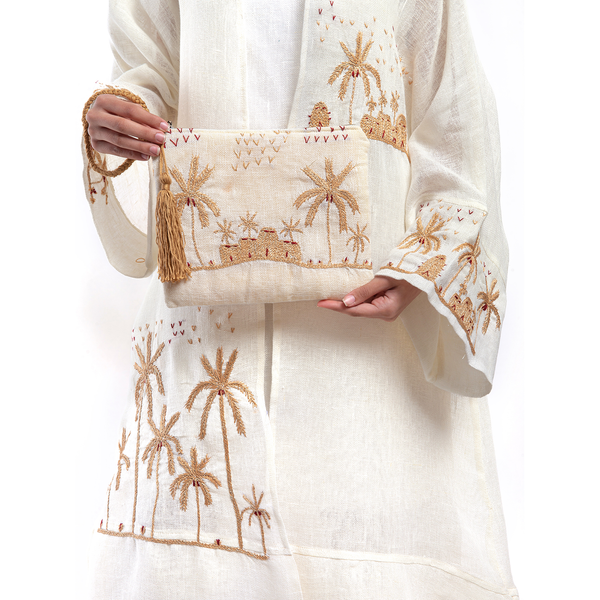 Embroidered linen makeup wallet - God. محفظة مكياج من الكتان المطرز ذهبي