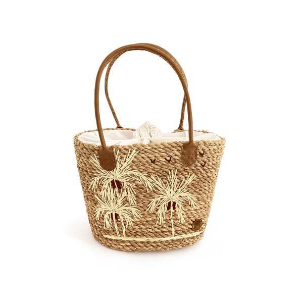 Halfa bag embroidered with leather handle. حقيبة حلفا مطرزة بيد جلد