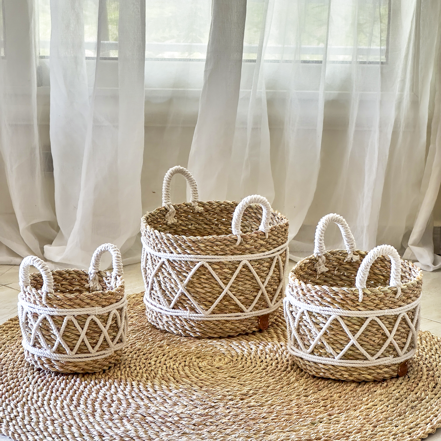 Halfa basket with cotton ropes. سلة حلفا مع حبال قطن