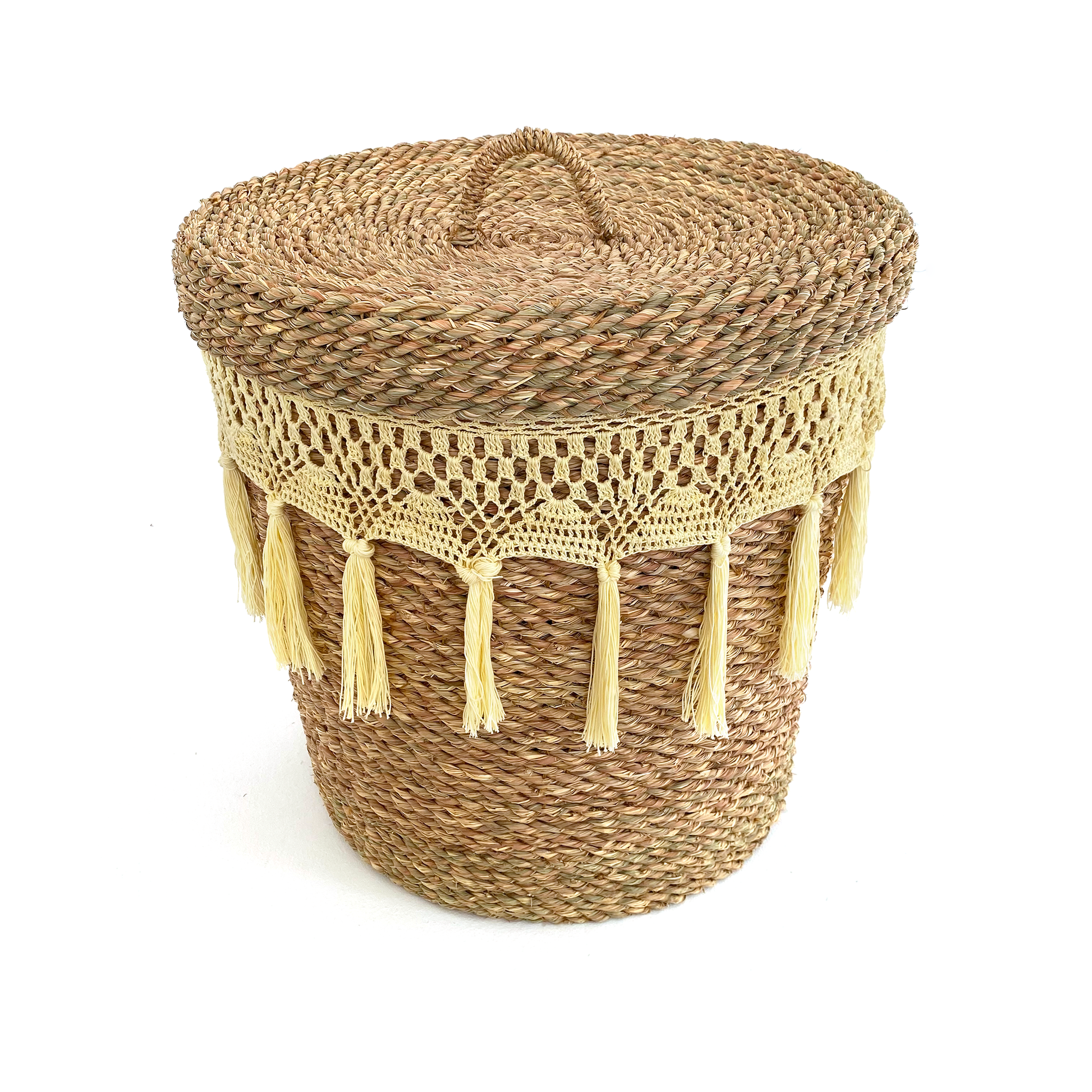 Halfa laundry basket with lid, crocheted. سلة حلفا للغسيل بغطاء مع كروشيه