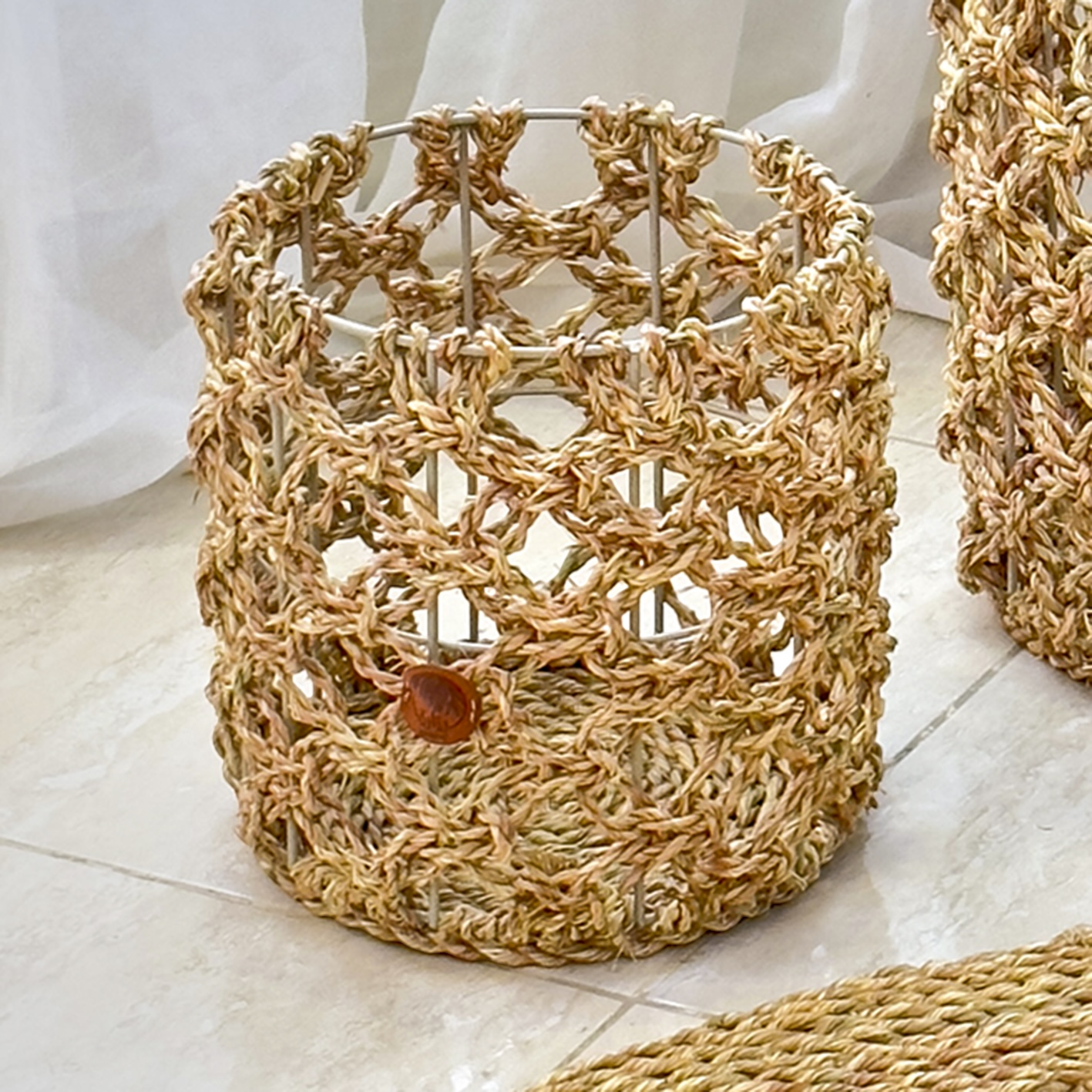 Halfa basket mesh yarn. سلة حلفا غزل شبكة