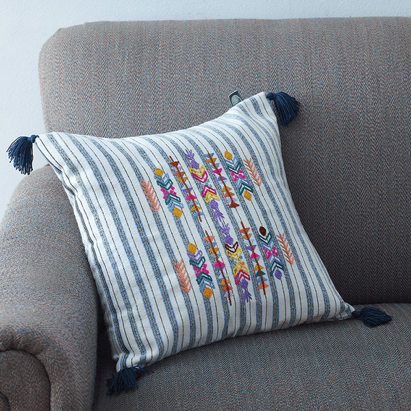 Embroidered Castor Cushion وسادة كستور مطرز