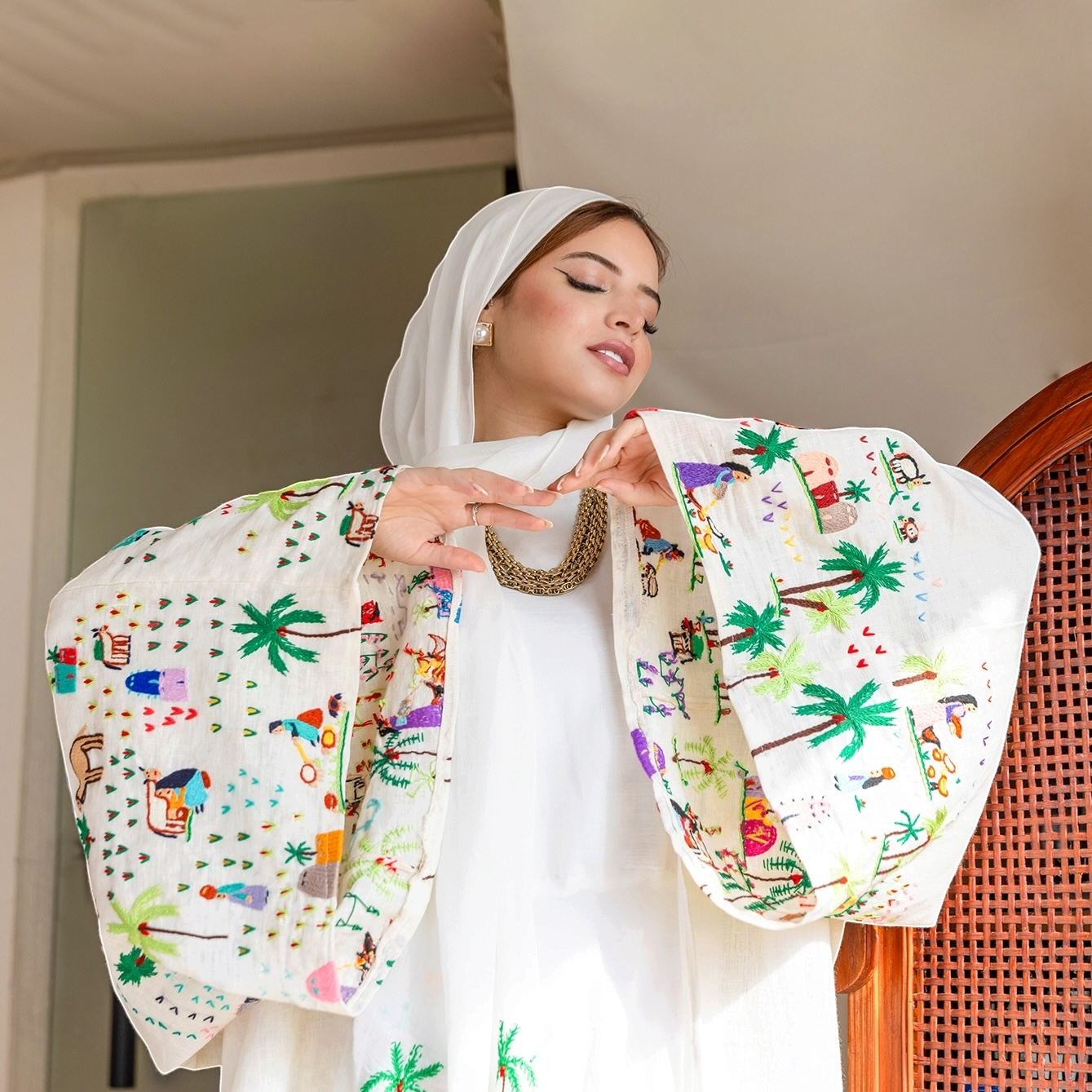 Embroidered linen Jalabiya JL006. قفطان كتان مطرز