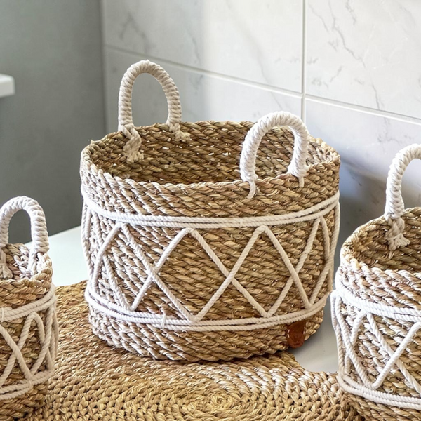 Halfa basket with cotton ropes. سلة حلفا مع حبال قطن