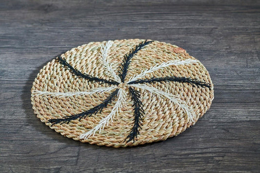 Embroidered Halfa Placemats D. مفرش اطباق حلفا مطرز