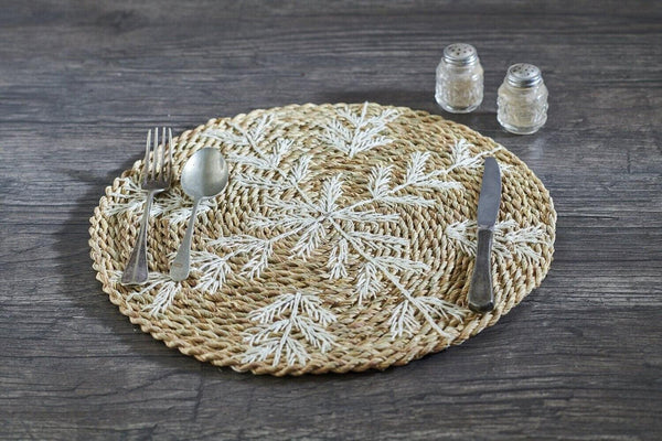 Embroidered Halfa Placemats B. مفرش اطباق حلفا مطرز