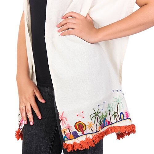 Rustic embroidered white cotton voile shawl. شال فوال قطن ابيض مطرز ريفي