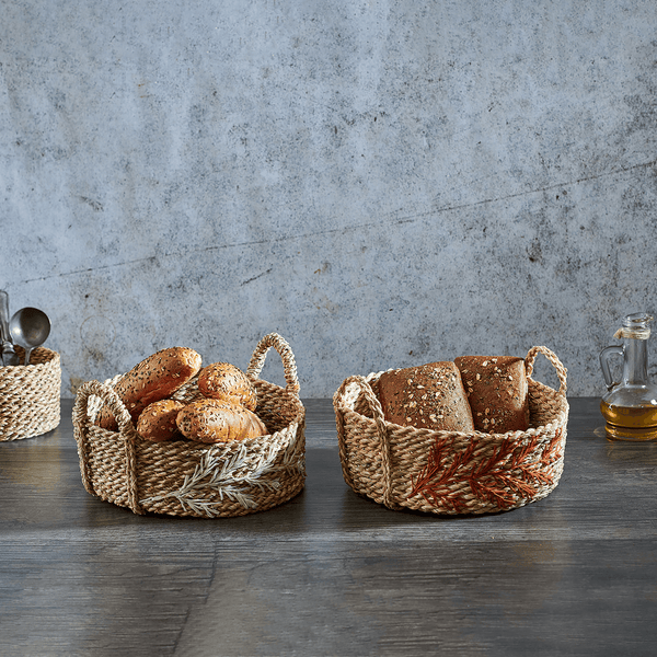 Halfa round embroidered plate Aisha طبق حلفا دائري مطرز عياشة