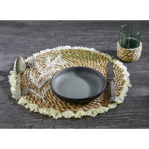 Embroidered Halfa Placemats H. مفرش اطباق حلفا مطرز