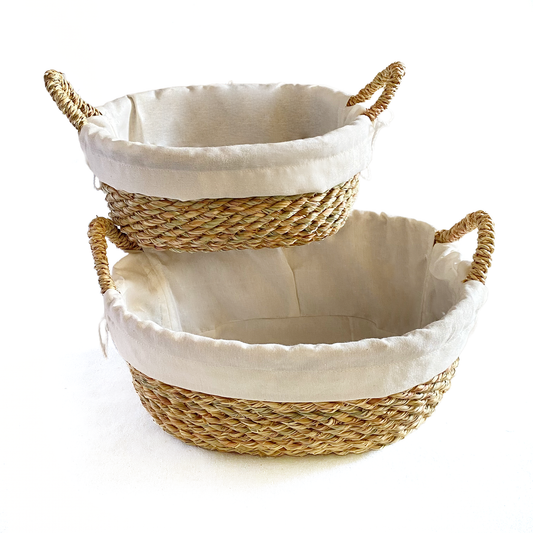 Halfa oval dish with handle and cover - Ayasha. طبق حلفا بيضوي بيد وجراب - عياشة