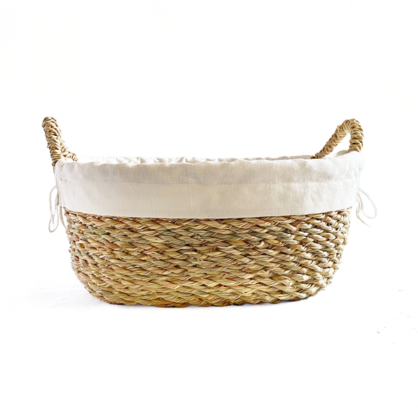 Halfa oval dish with handle and cover - Ayasha. طبق حلفا بيضوي بيد وجراب - عياشة