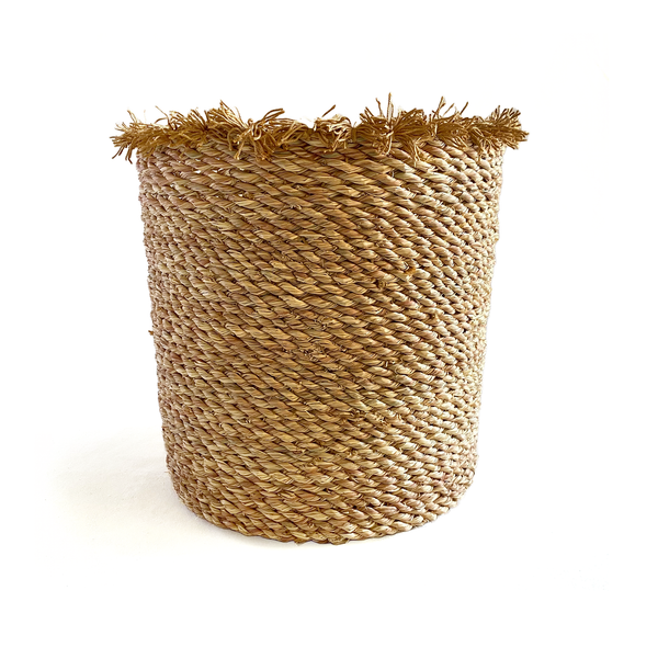 Halfa cup basket with ouya. سلة حلفا كأس بقوية