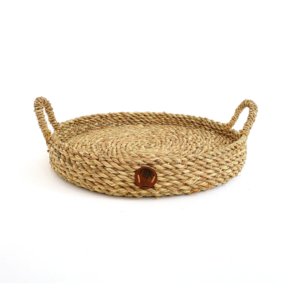 Halfa tray with handle.صينية حلفا  بيد.