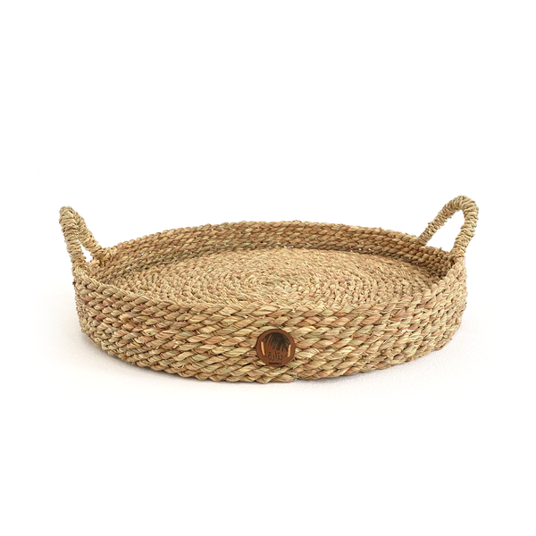 Halfa tray with handle.صينية حلفا  بيد.