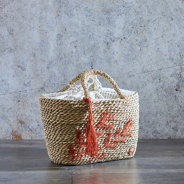 Embroidered Halfa Bag with Halfa hand (S) حقيبة حلفا مطرزة يد حلفا