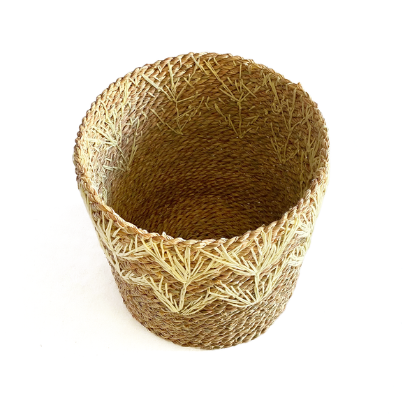 Halfa cup basket branches embroidery. سلة حلفا كأس تطريز فروع