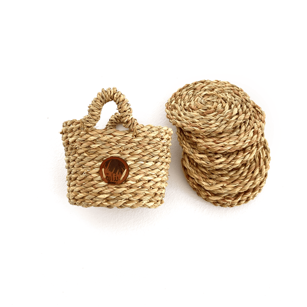 Coasters Halfa. قاعدة أكواب حلفا